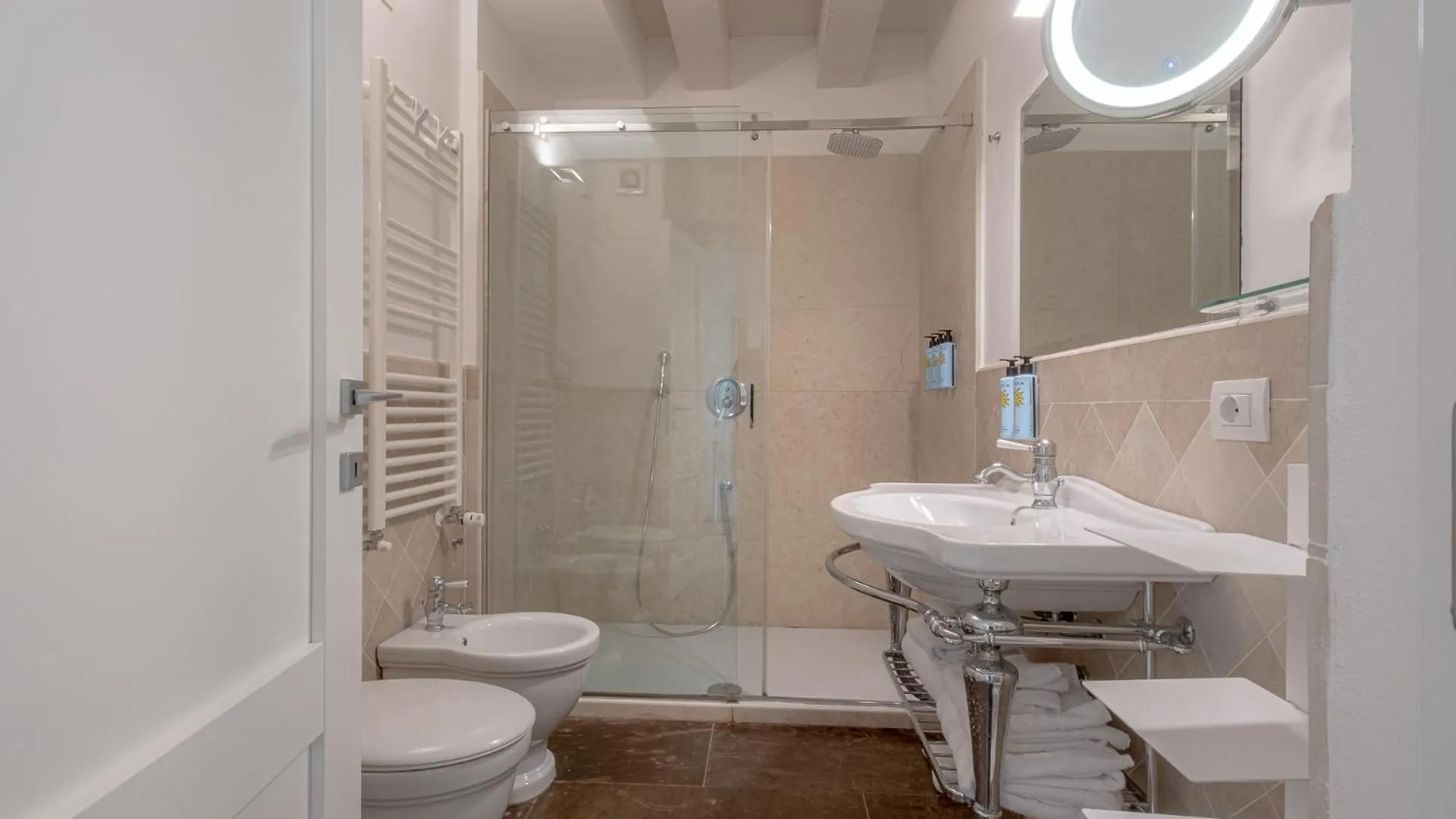 Palazzo Alfeo Aparthotel Syracuse
